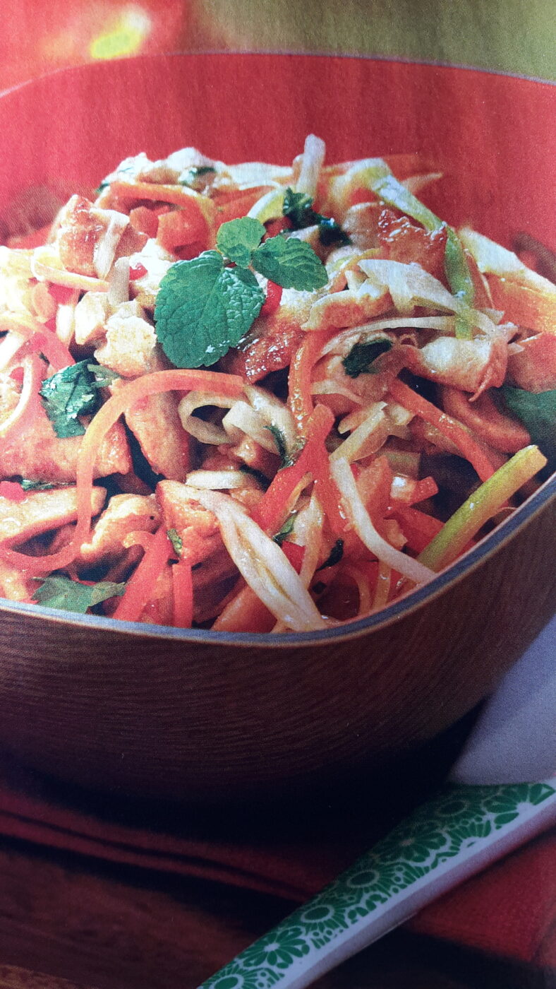 Asiatisk Kycklingsallad