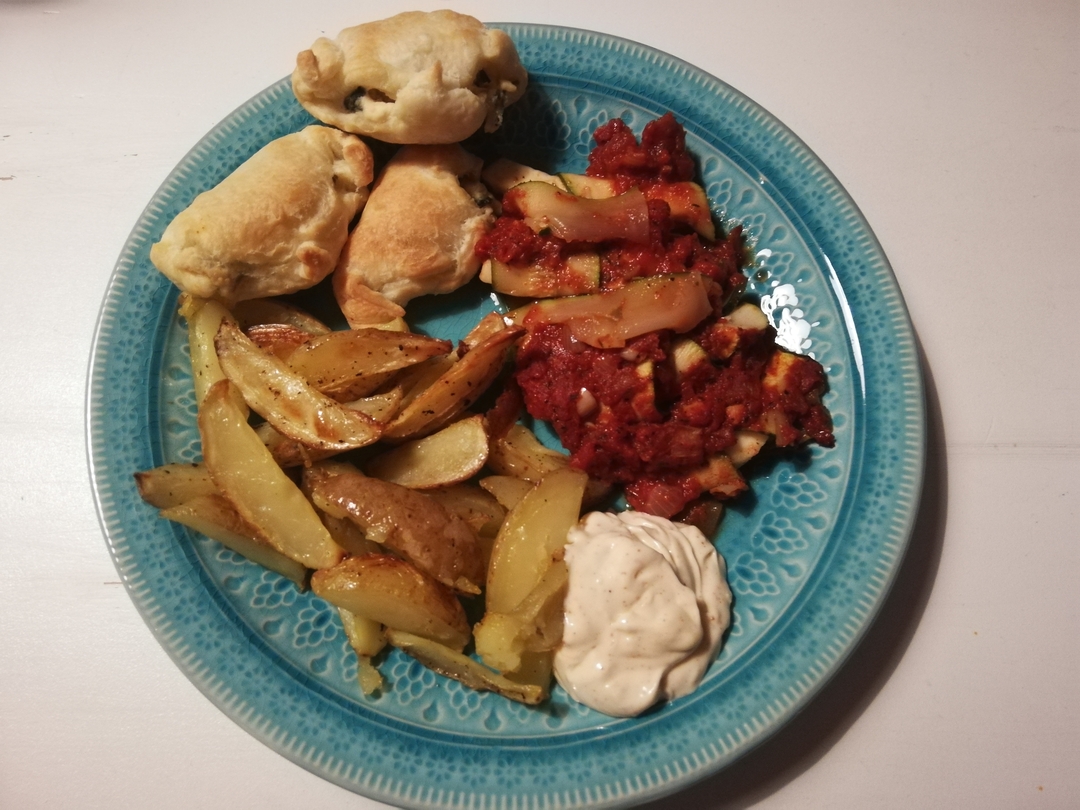 Tapas – zucchinirullar med grillost