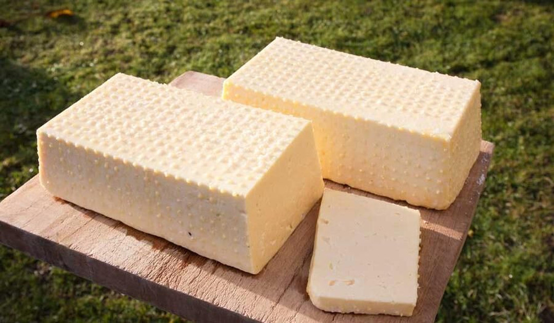 Så gör du din egen halloumi (fjälloumi) som Mandelmanns