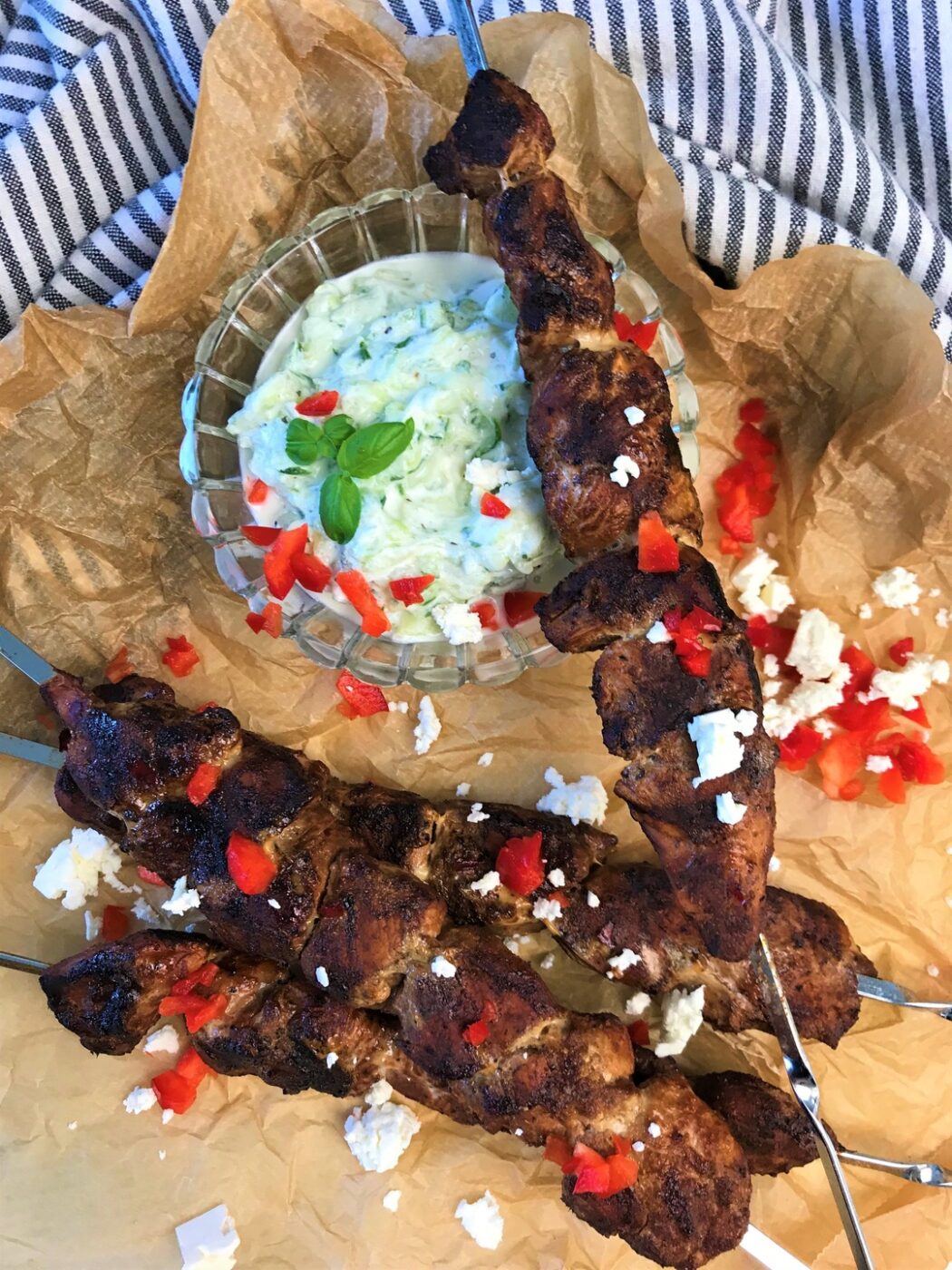 KYCKLINGSPETT MED TZATZIKI MAT MED SOFIE