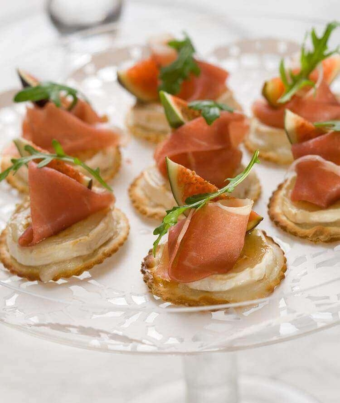 Getostsnittar med parmaskinka