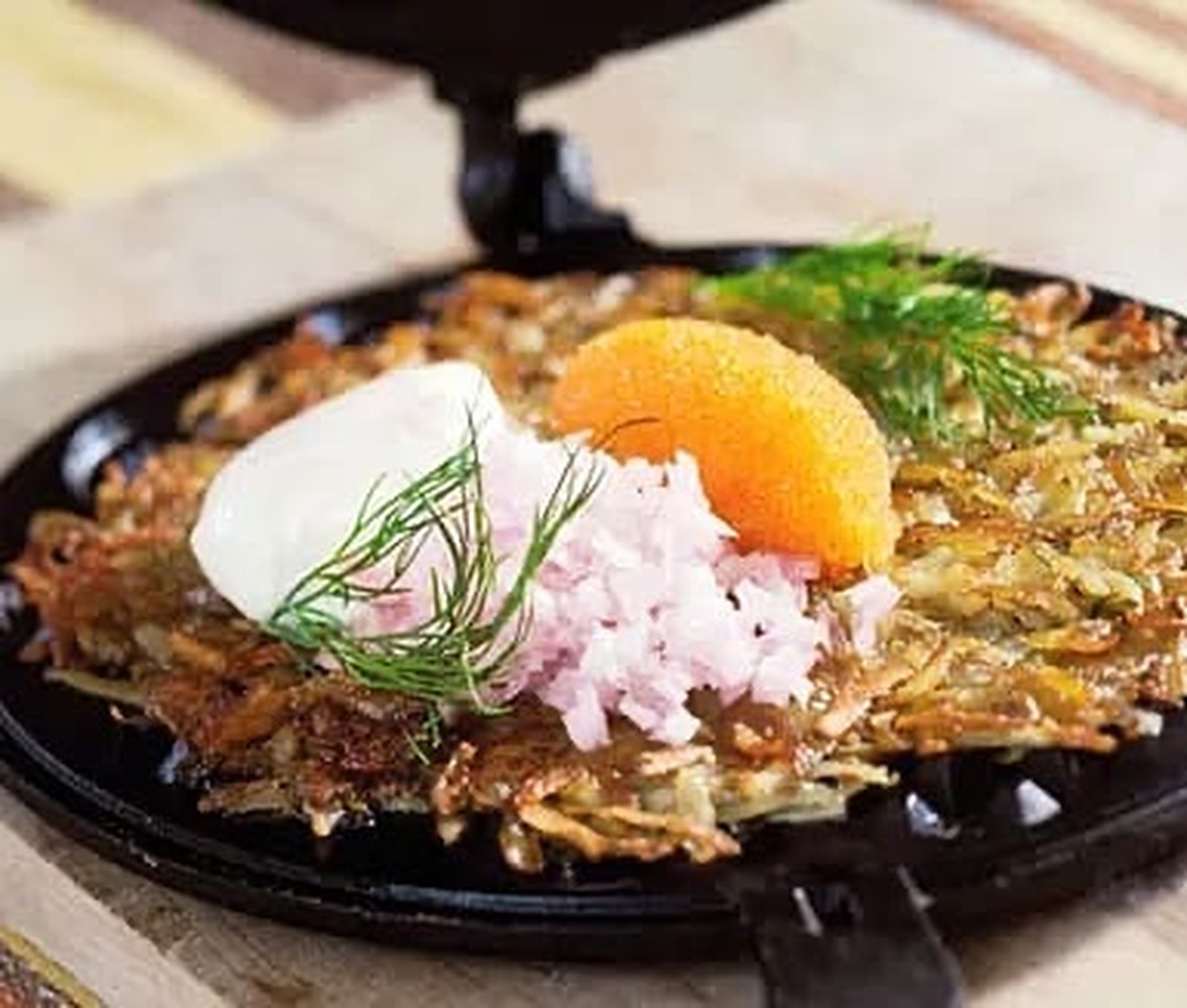 Frasig råraka med krämig ostfyllning